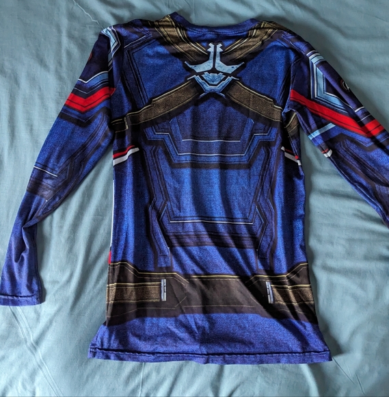 Captain America rashguard/compression shirt - M (fits like S) - Picture 2 of 2